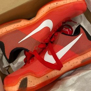 Kobe 10 sneakers